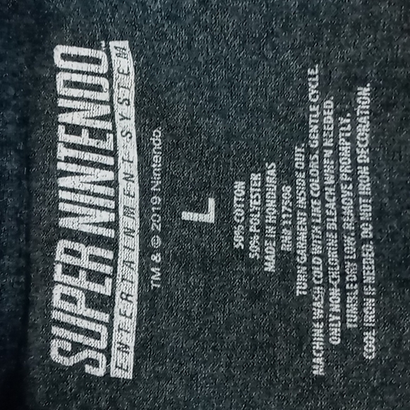 New Classic Mario Kart Shirt - Picture 3 of 5